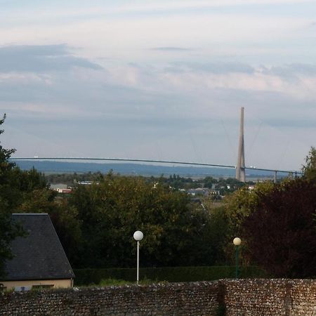 La Succursalle Honfleur Bagian luar foto