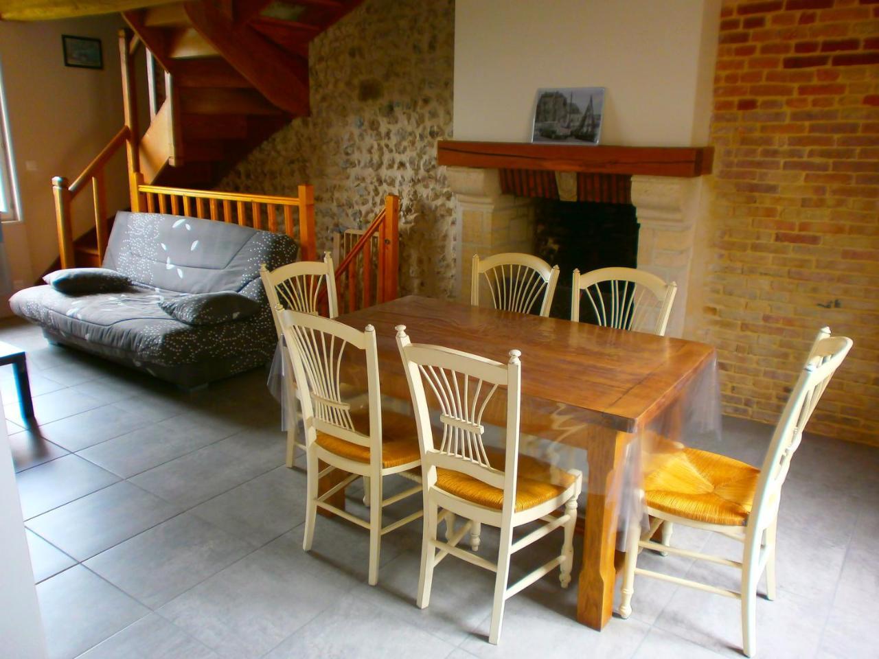 La Succursalle Honfleur Bagian luar foto